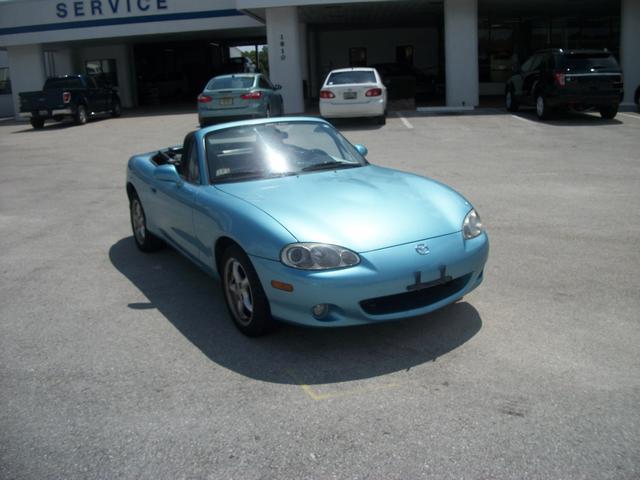 2002 Mazda MX-5 Miata Base