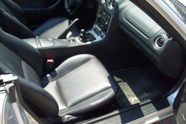 2003 Mazda MX-5 Miata Base