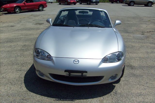 2003 Mazda MX-5 Miata Base