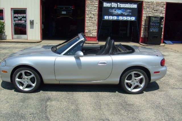 2003 Mazda MX-5 Miata Base