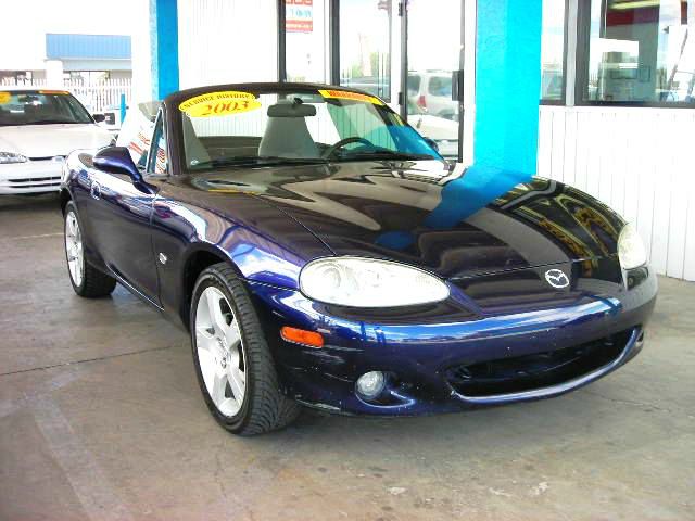 2003 Mazda MX-5 Miata Crew Cab Amarillo 4X4