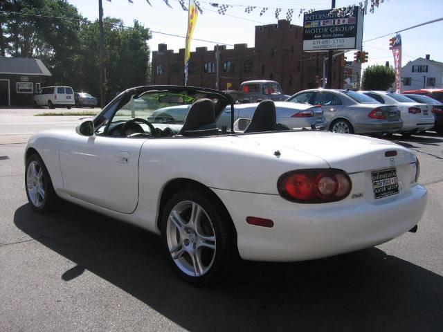 2004 Mazda MX-5 Miata Touring W/nav.sys