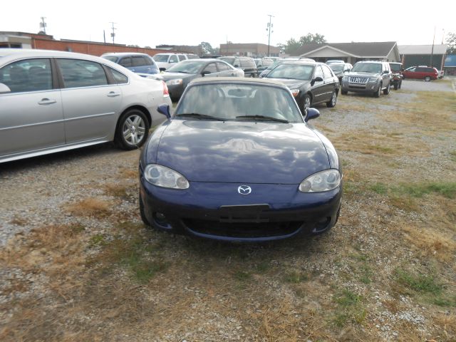 2004 Mazda MX-5 Miata Base