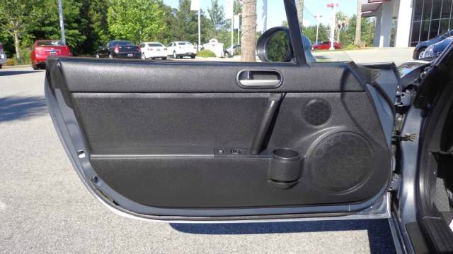 2006 Mazda MX-5 Miata Base