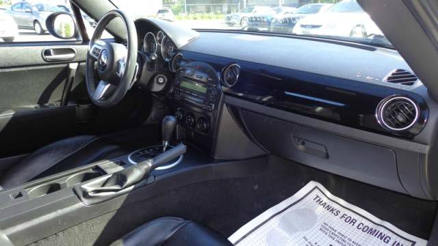 2006 Mazda MX-5 Miata Base