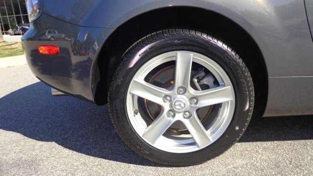 2006 Mazda MX-5 Miata Base