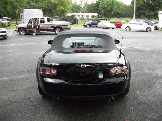 2006 Mazda MX-5 Miata SLT 25