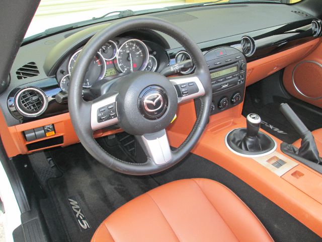 2006 Mazda MX-5 Miata SC