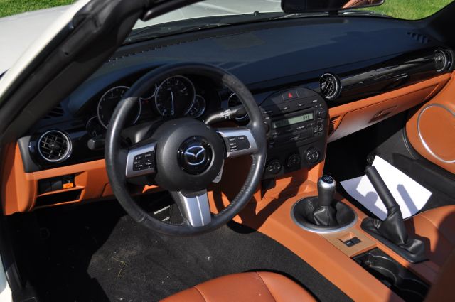 2006 Mazda MX-5 Miata SC