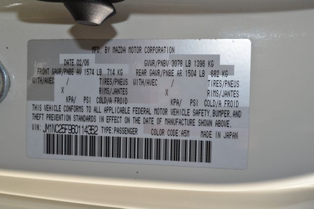 2006 Mazda MX-5 Miata SC