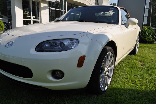 2006 Mazda MX-5 Miata SC