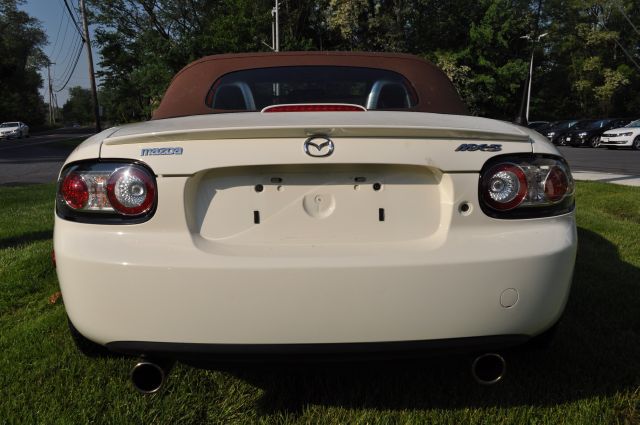 2006 Mazda MX-5 Miata SC