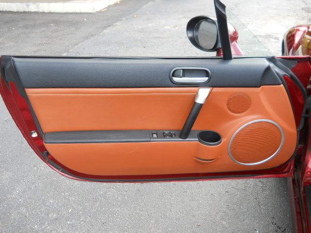 2007 Mazda MX-5 Miata SC