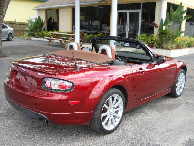 2007 Mazda MX-5 Miata SC