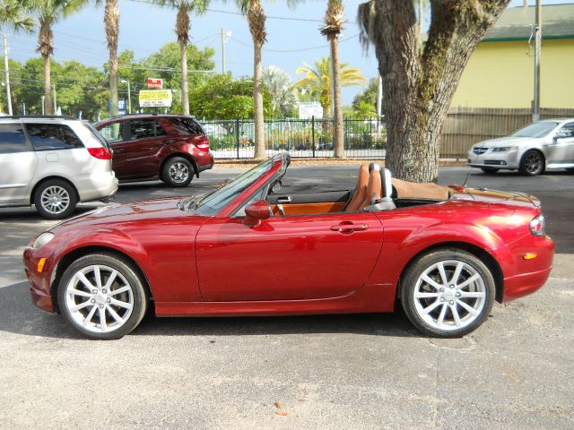 2007 Mazda MX-5 Miata SC