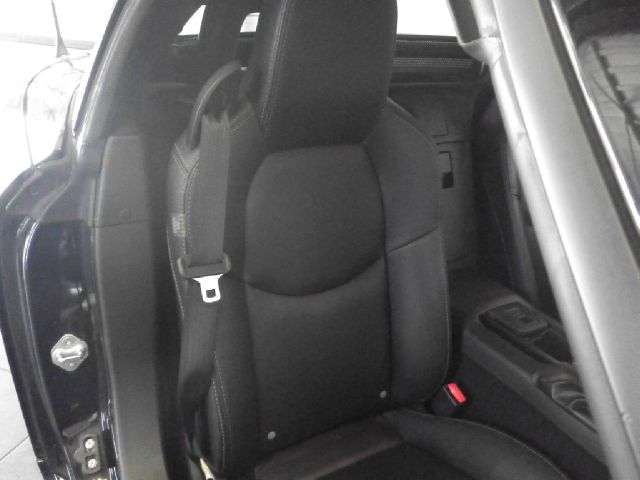 2010 Mazda MX-5 Miata ES 3.0L AUTO