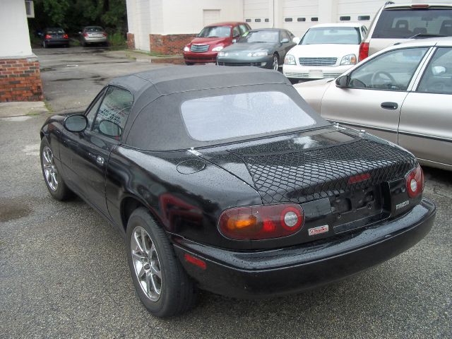 2011 Mazda MX-5 Miata Open-top