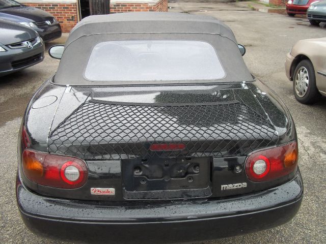 2011 Mazda MX-5 Miata Open-top