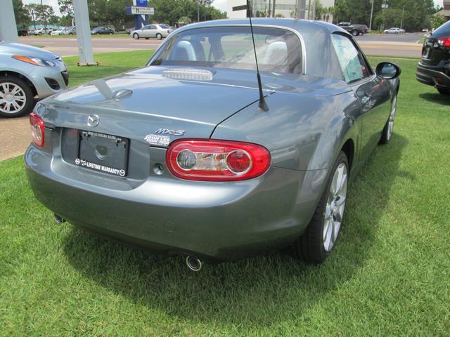 2013 Mazda MX-5 Miata 2WD 4dr 1500 LS SUV
