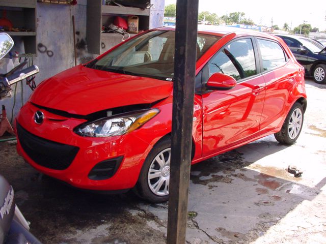 2013 Mazda Mazda2 GSX