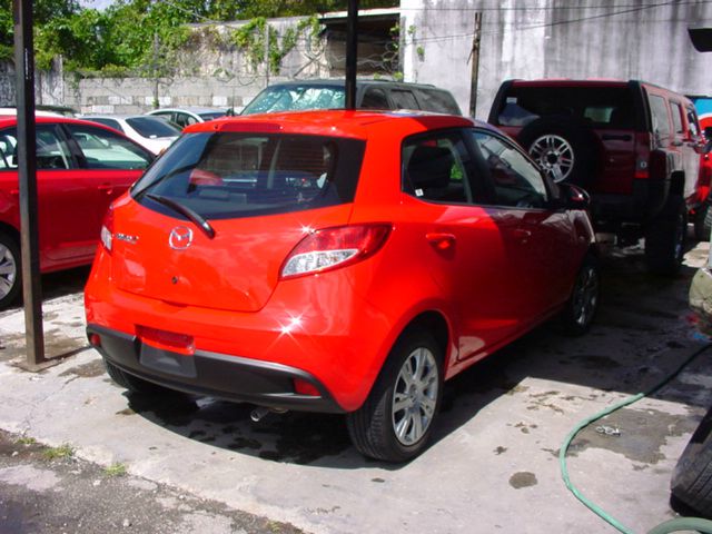2013 Mazda Mazda2 GSX