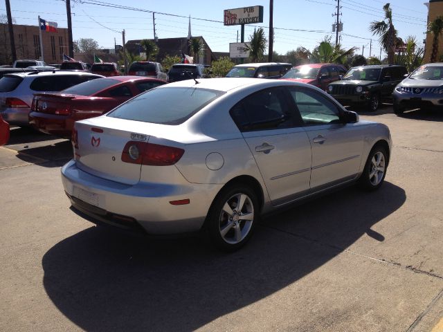 2004 Mazda Mazda3 Leather ROOF
