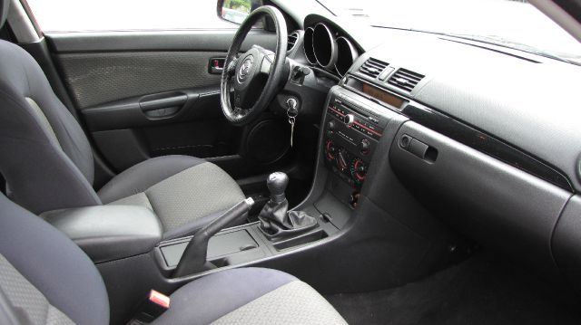 2005 Mazda Mazda3 Leather ROOF