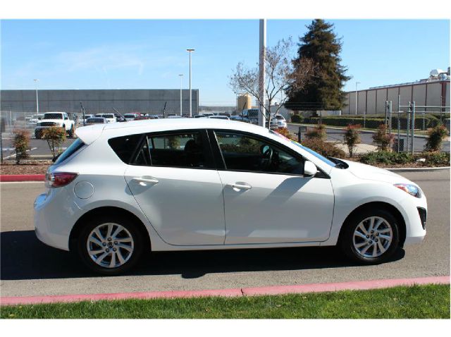 2013 Mazda Mazda3 Unknown