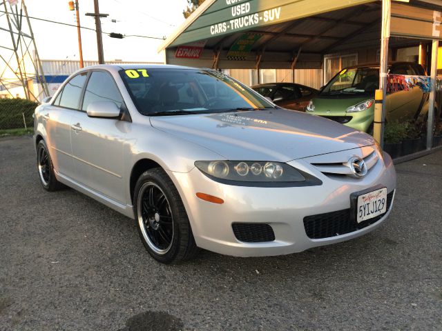 2007 Mazda Mazda6 4dr Sdn 2.4L FWD