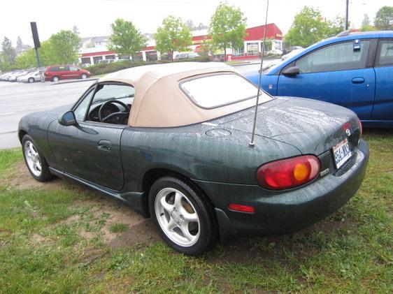 2000 Mazda Miata Unknown