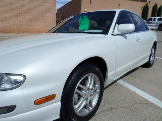 2000 Mazda Millenia LE Pickup 4D 8 Ft