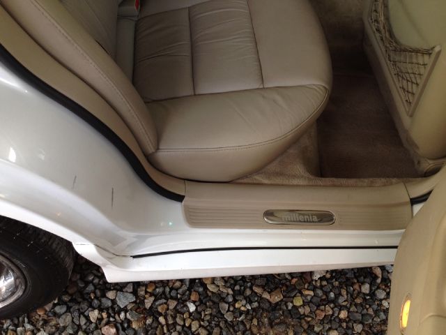 2002 Mazda Millenia XR