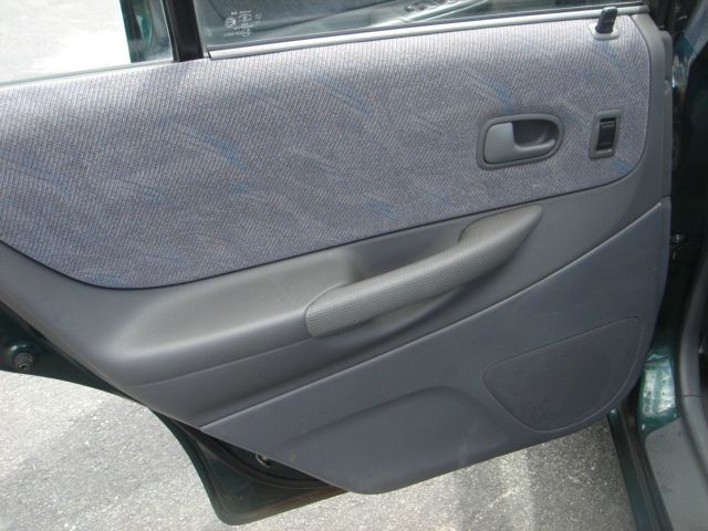 1999 Mazda Protege LW2