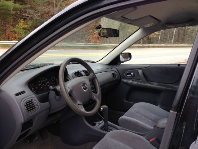 2000 Mazda Protege LW2