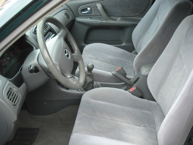 2000 Mazda Protege LW2