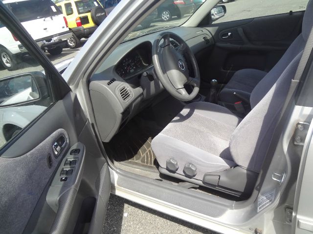 2000 Mazda Protege LW2