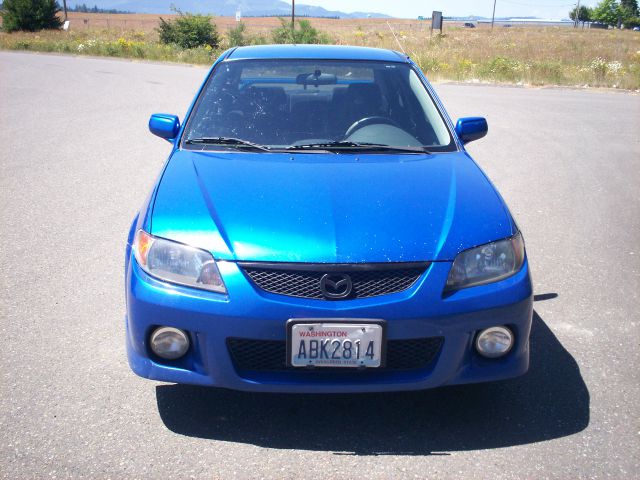 2001 Mazda Protege 2WD Supercrew XL Truck
