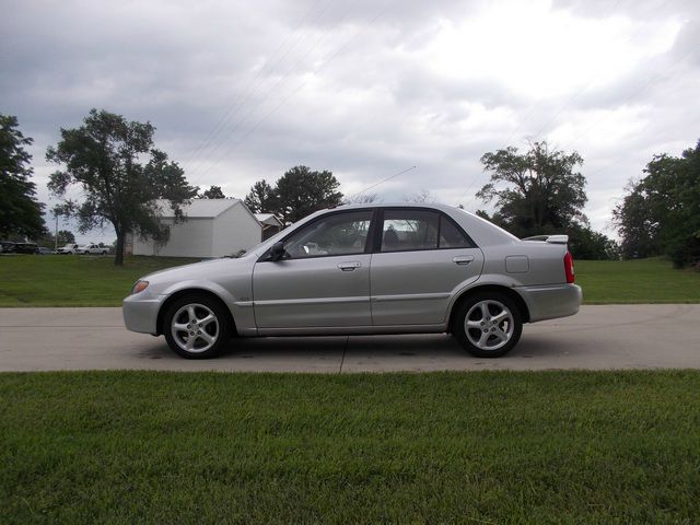 2001 Mazda Protege Convenience AWD