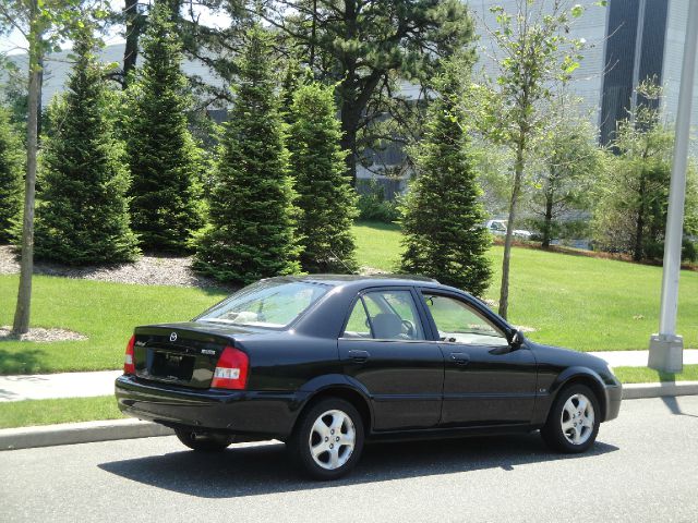 2002 Mazda Protege LW2