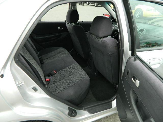 2003 Mazda Protege LW2