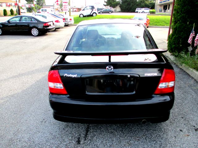 2003 Mazda Protege LW2