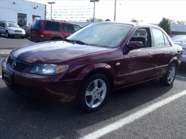 2003 Mazda Protege 4dr Sdn Auto LE (natl) Sedan