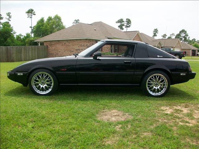 1985 Mazda RX-7 Unknown