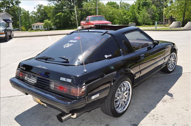 1985 Mazda RX-7 Unknown