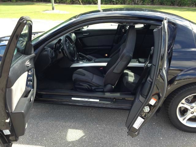 2004 Mazda RX-8 FWD 4dr