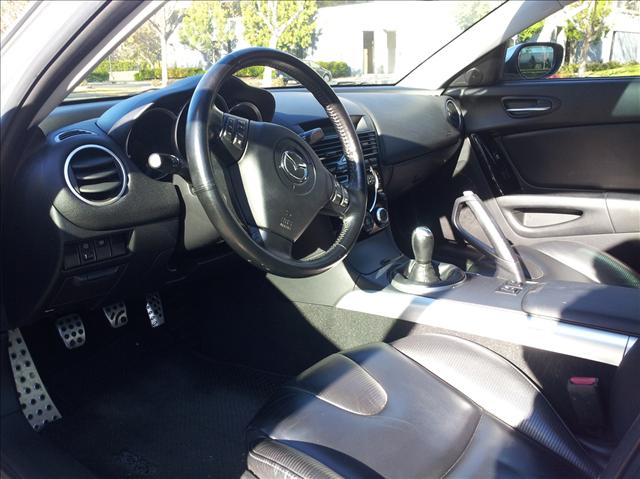 2004 Mazda RX-8 6.0L AWD 4X4 LTHR SNRF QUAD Captains Tv/dvd