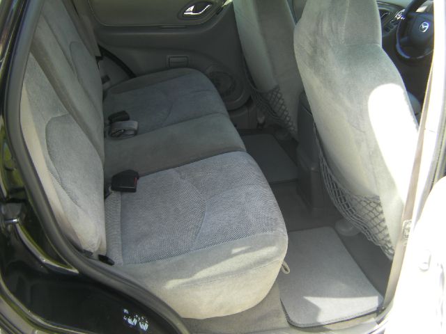 2001 Mazda Tribute LW2