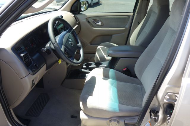 2001 Mazda Tribute LS Truck