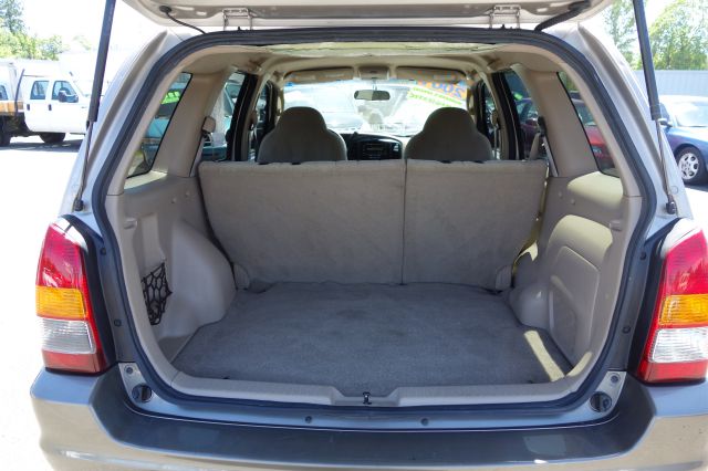 2001 Mazda Tribute LS Truck