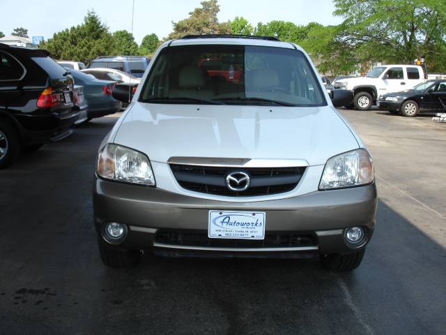 2002 Mazda Tribute LW2